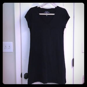 GAP Black Easy Tee T-shirt Dress V-Neck